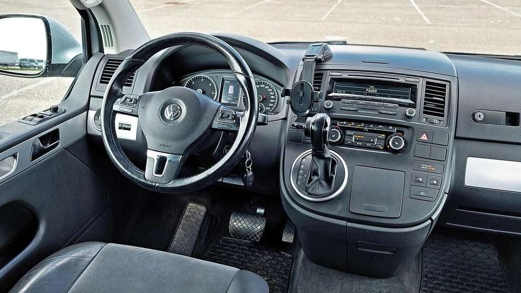 Volkswagen Multivan | 21