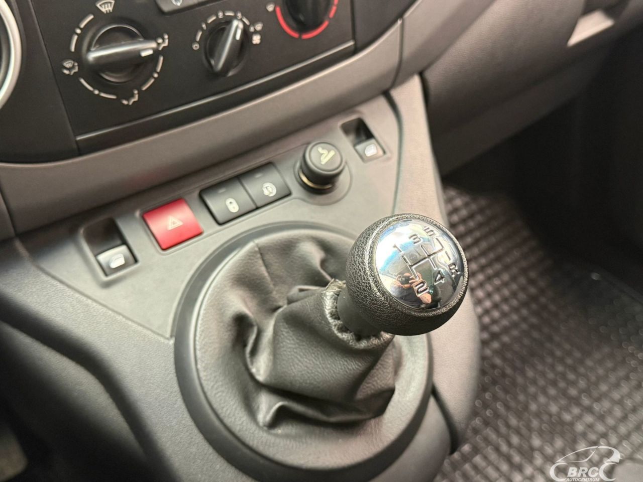 Peugeot Partner | 14