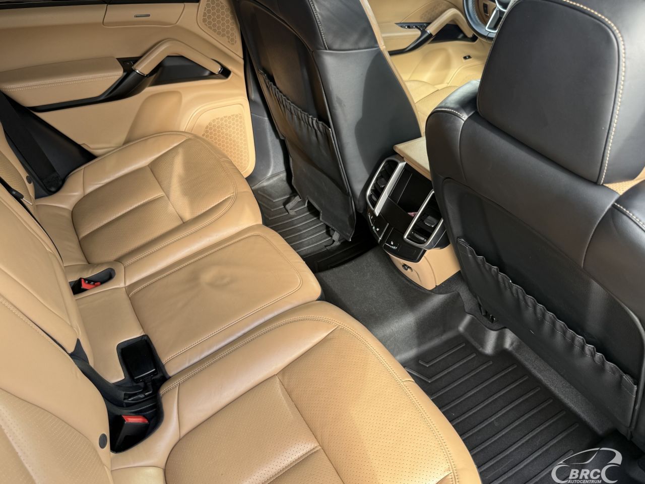 Porsche Cayenne | 11