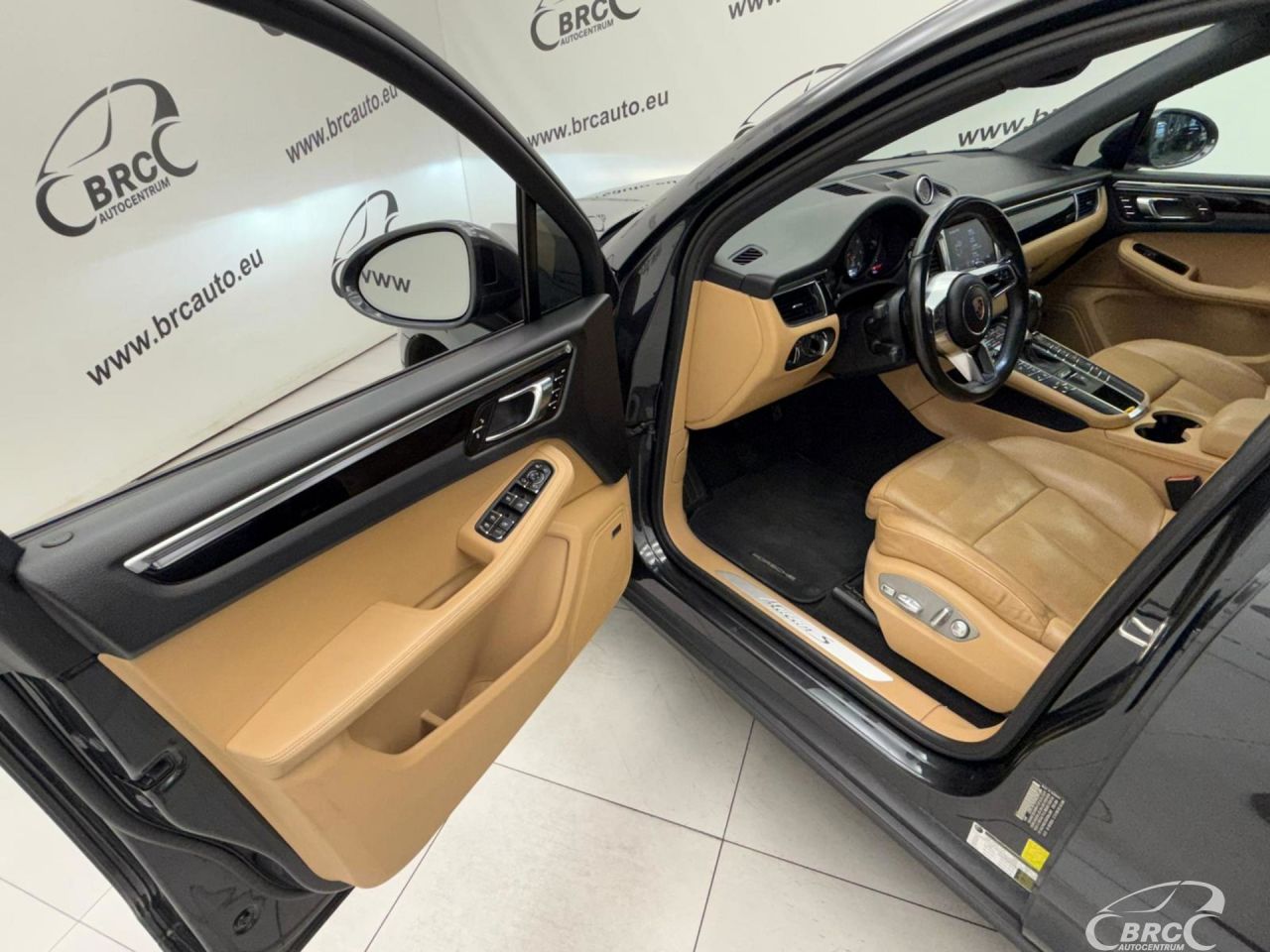 Porsche Macan | 10