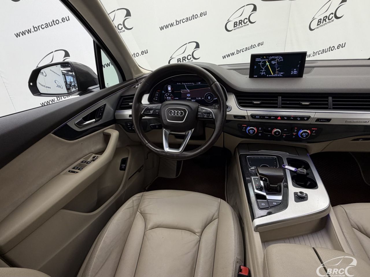 Audi Q7 | 13