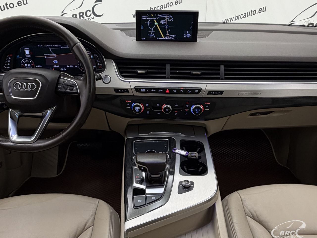 Audi Q7 | 14