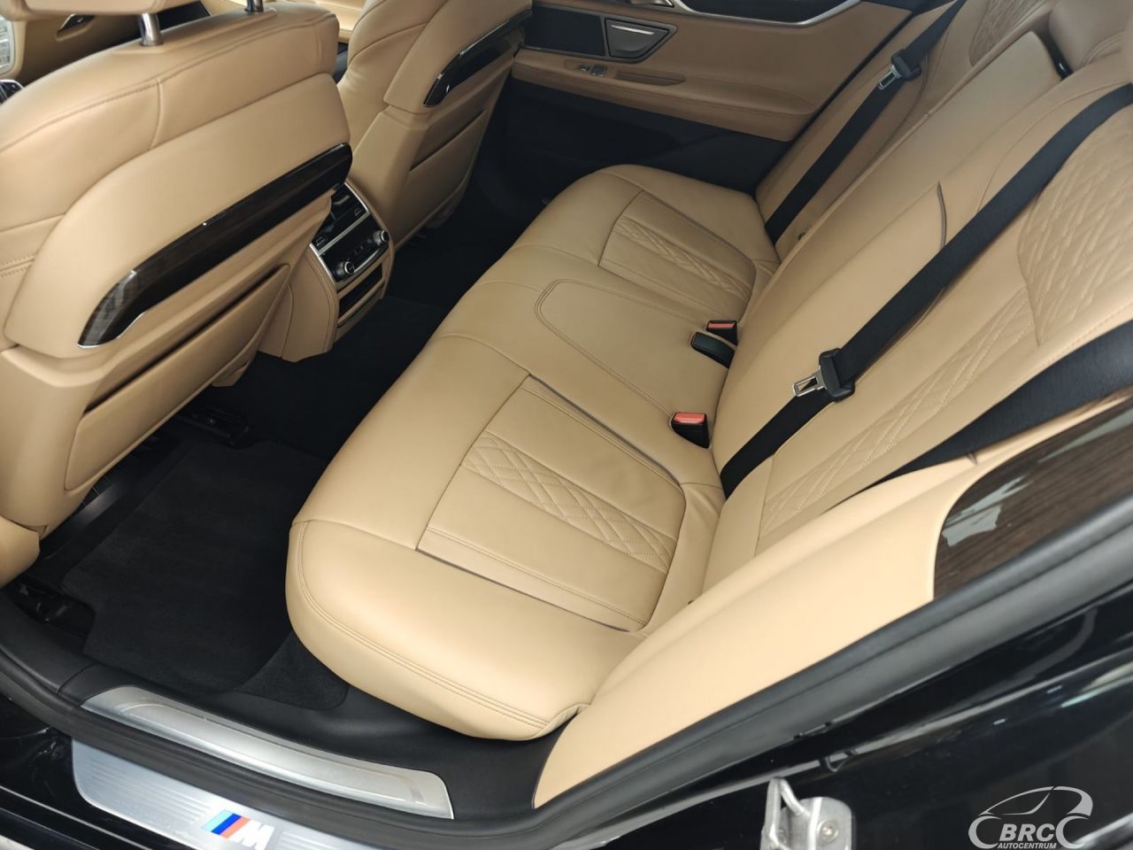 BMW 730 | 4