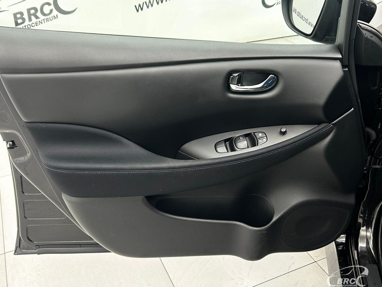 Nissan Leaf | 9