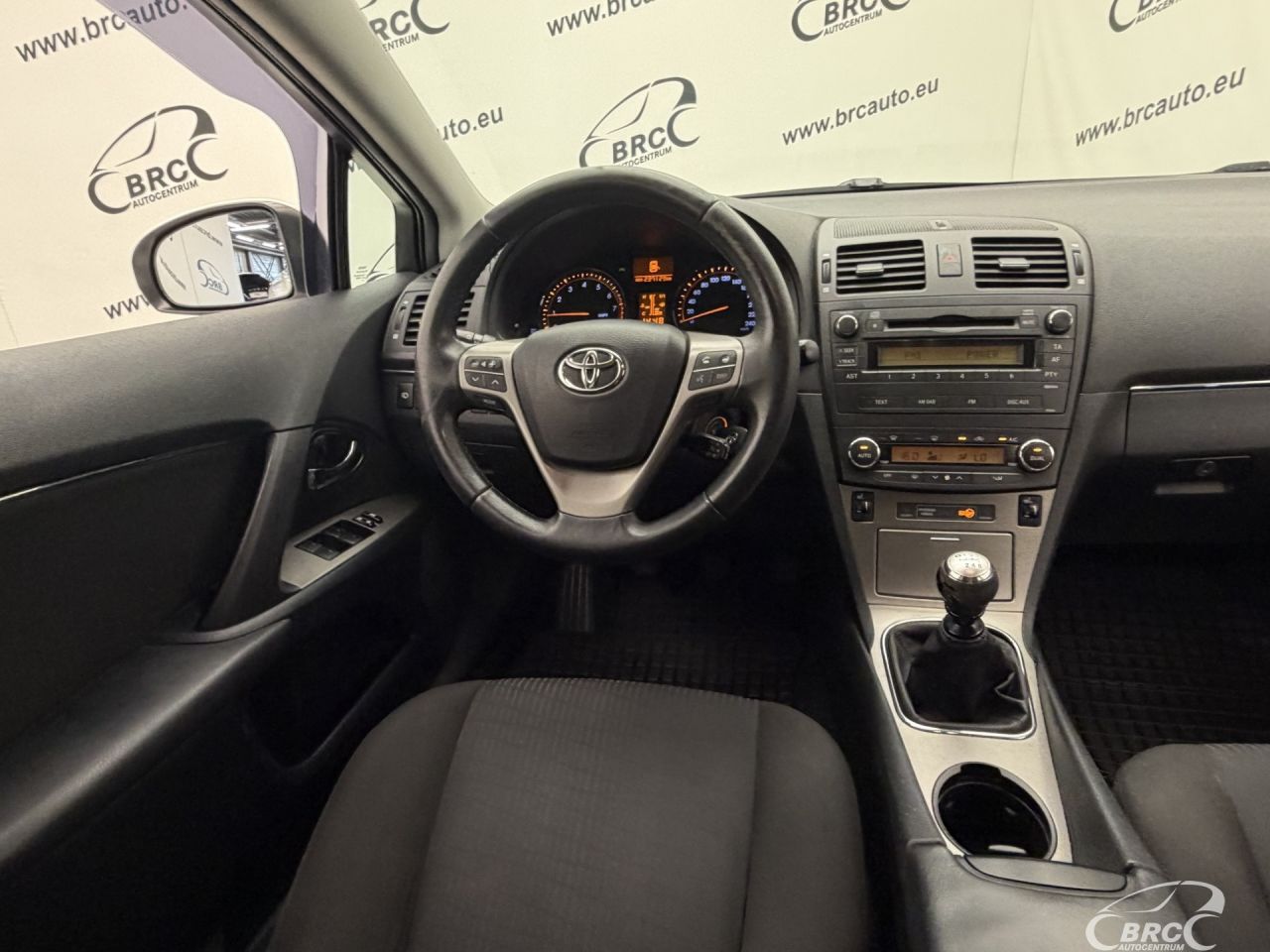 Toyota Avensis | 12