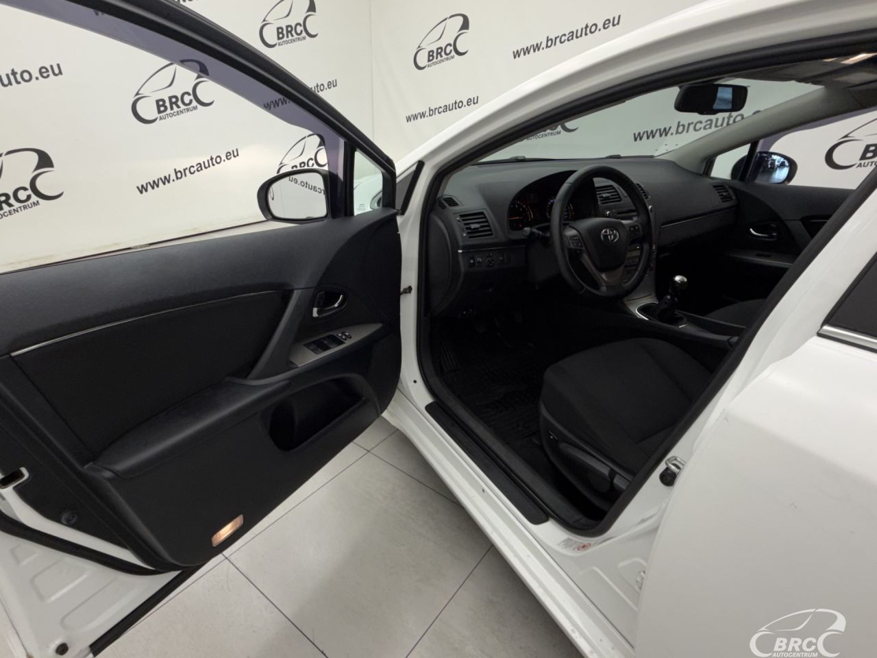 Toyota Avensis | 17