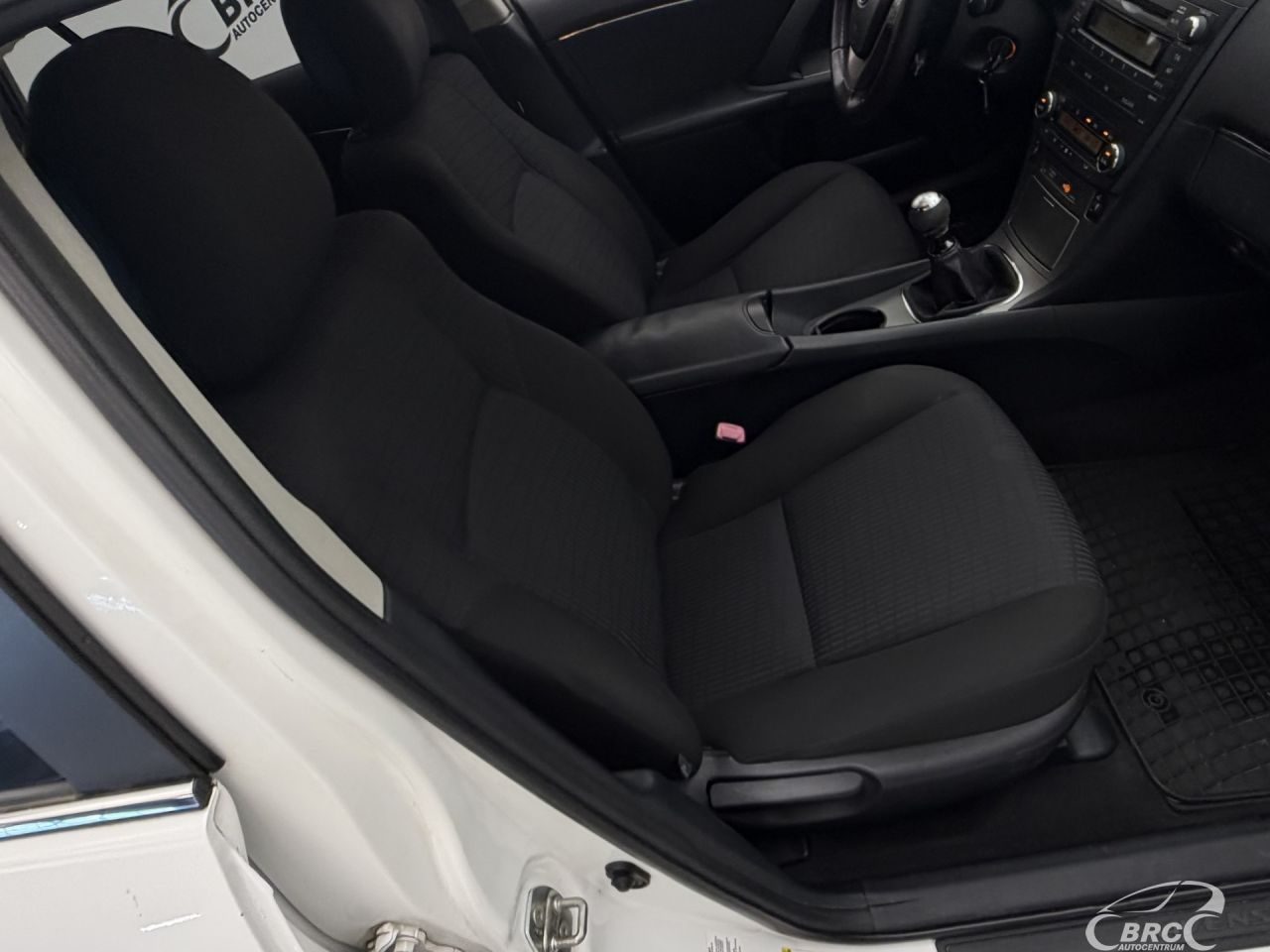 Toyota Avensis | 4