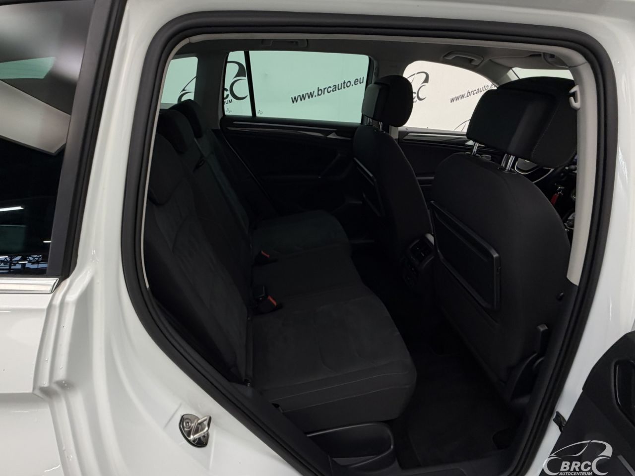 Volkswagen Tiguan | 9