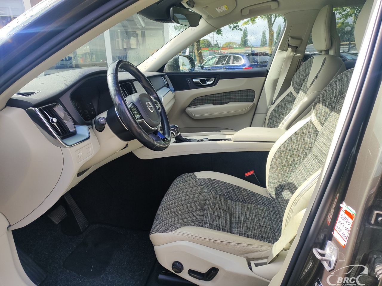 Volvo XC60 | 19