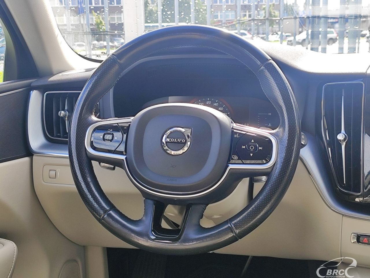 Volvo XC60 | 16