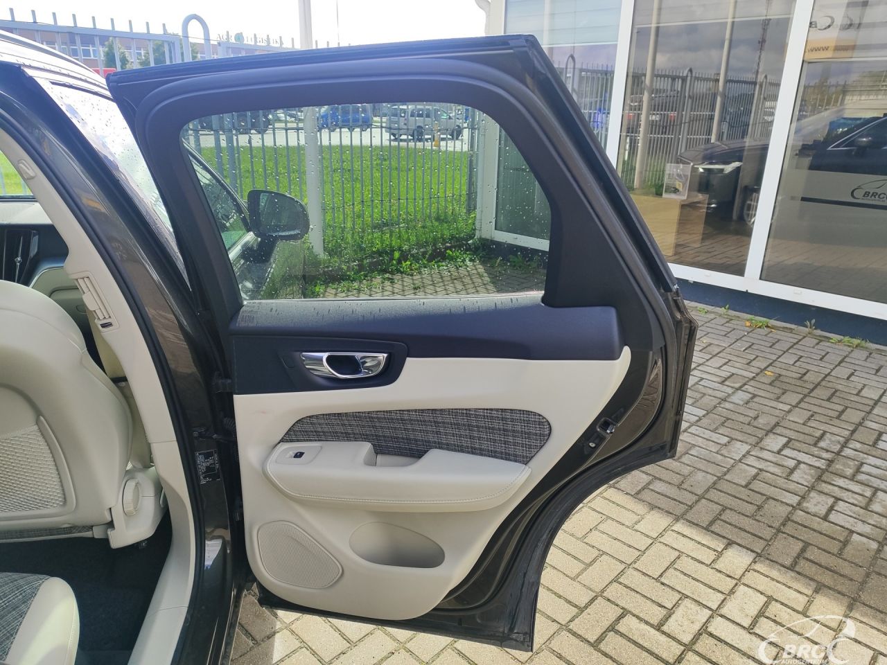 Volvo XC60 | 8