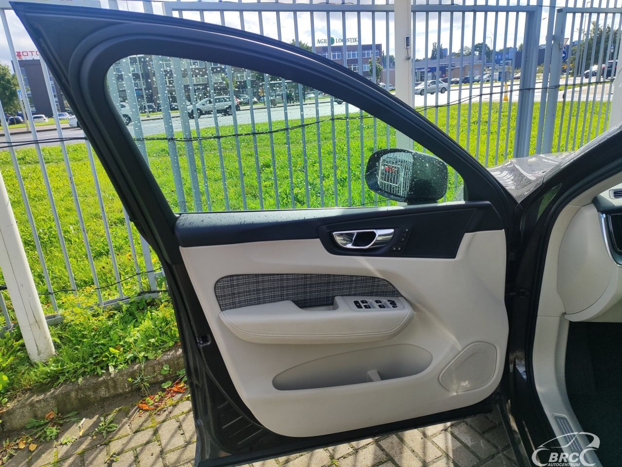 Volvo XC60 | 17