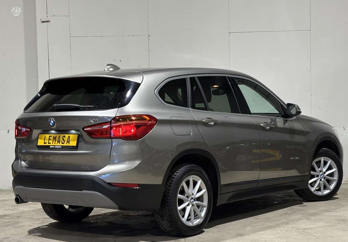 BMW X1 | 1