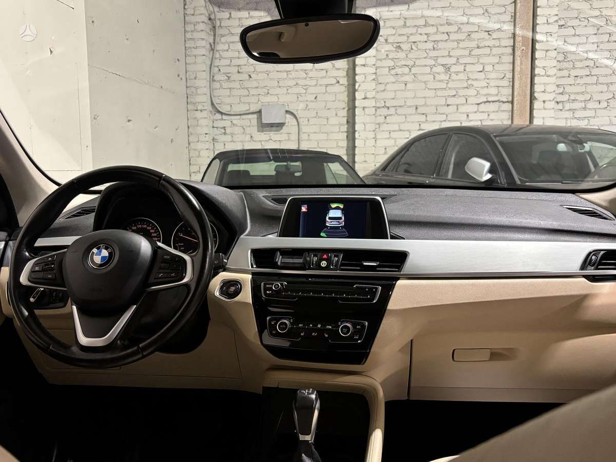 BMW X1 | 4