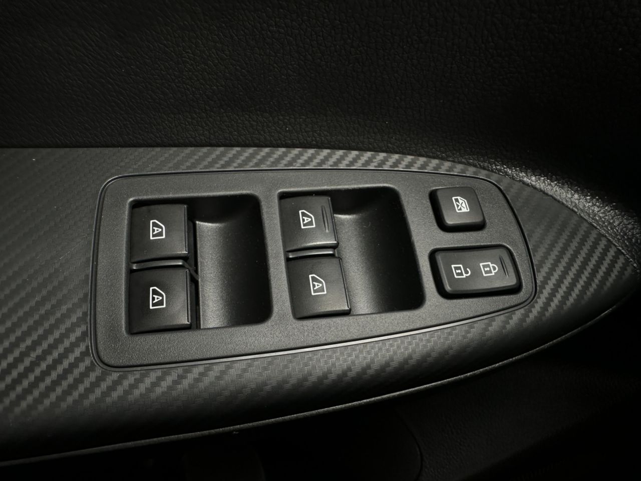 Mitsubishi Eclipse | 23