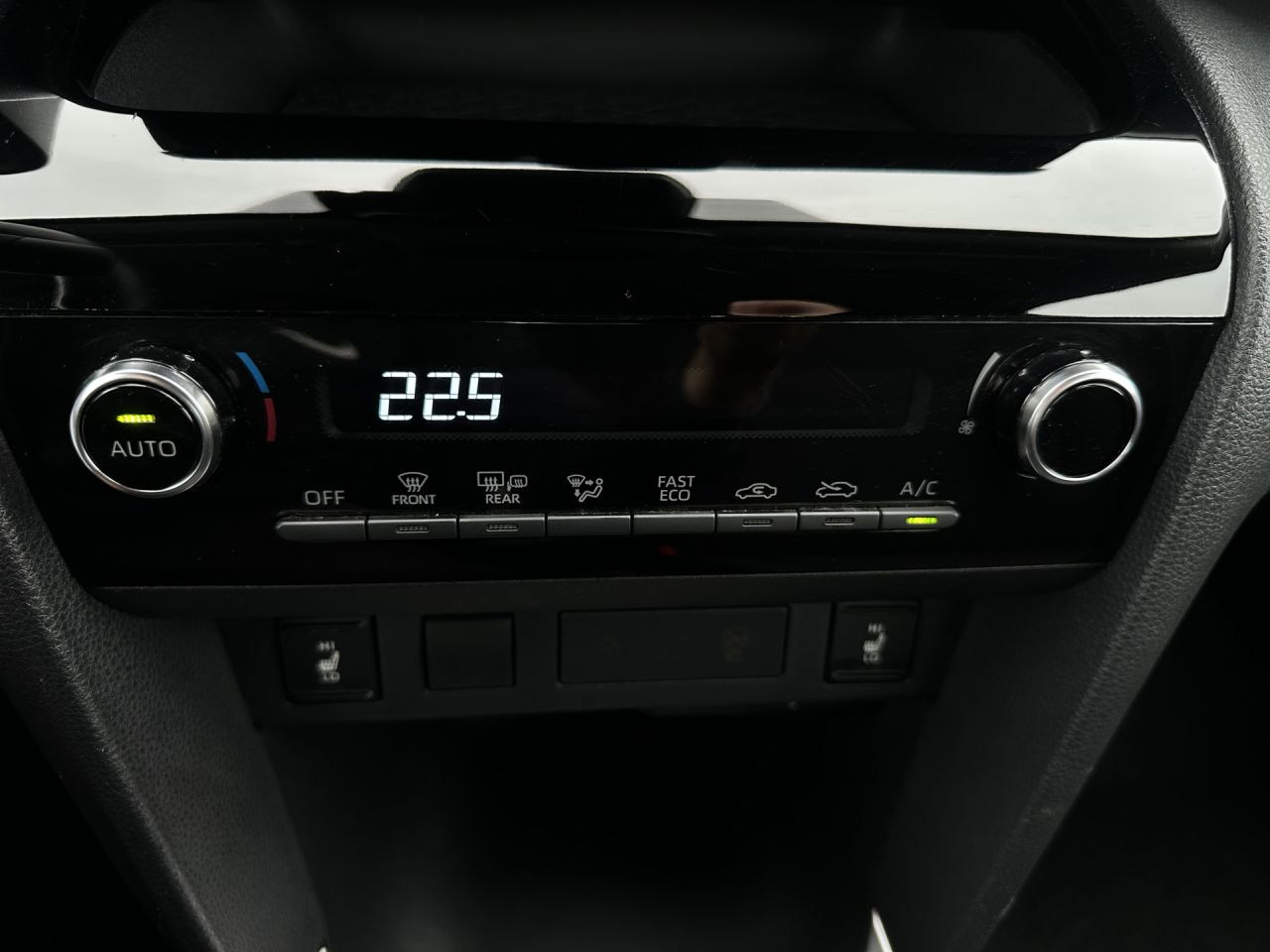 Toyota Yaris | 19