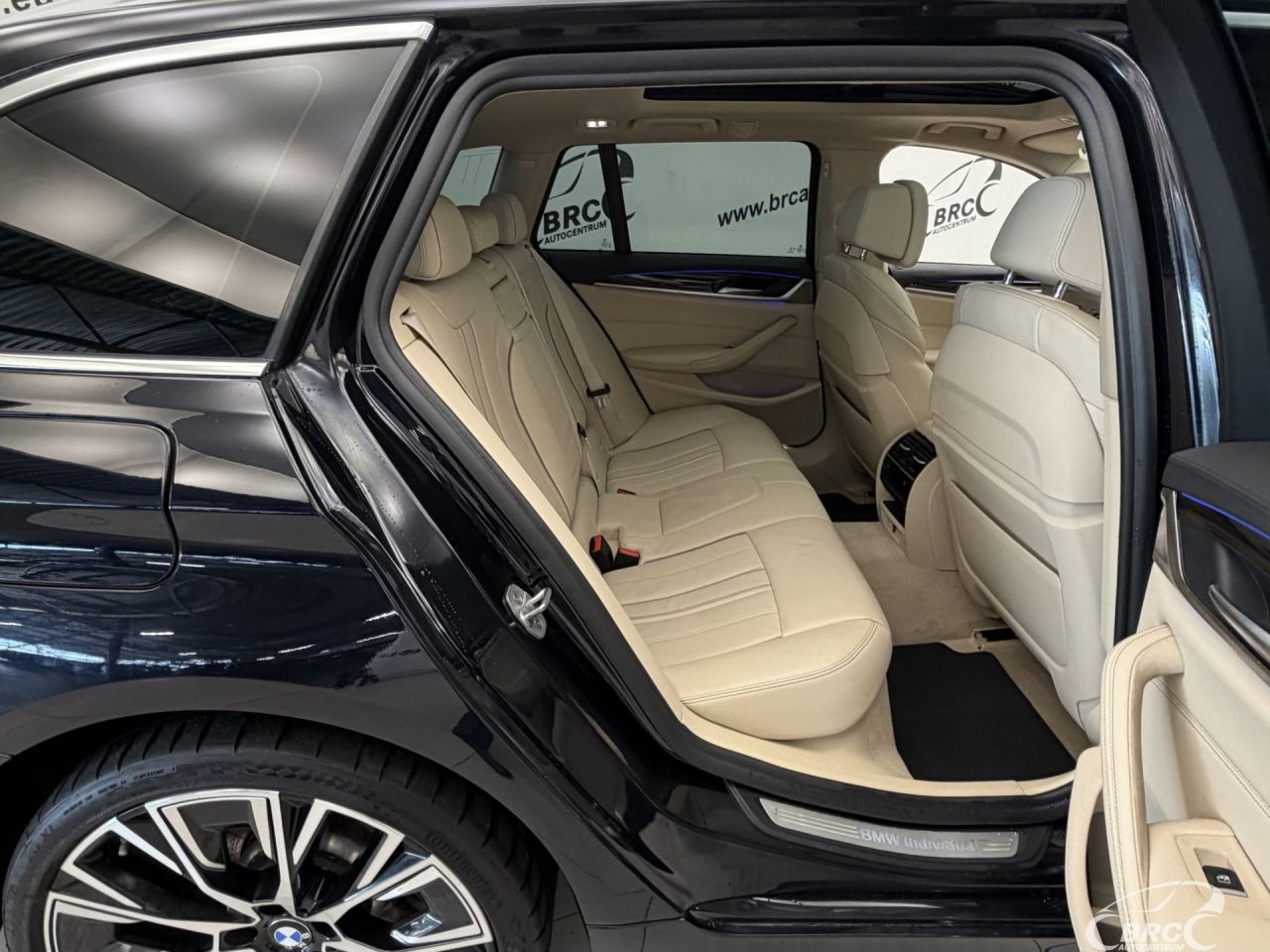 BMW 520 | 8