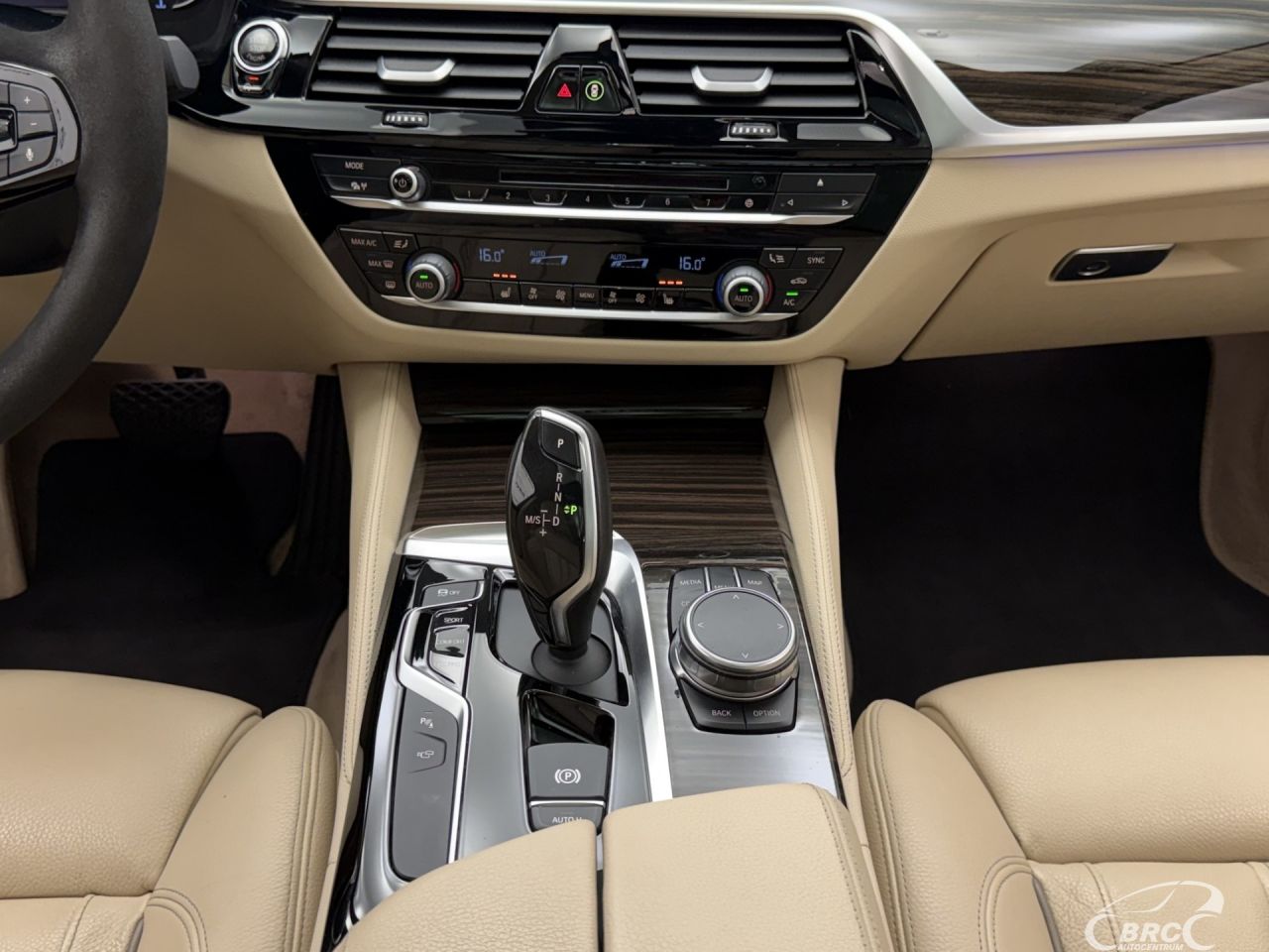 BMW 520 | 17
