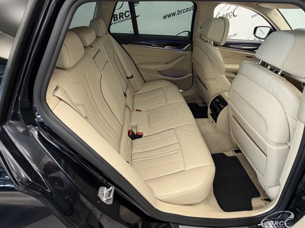 BMW 520 | 9