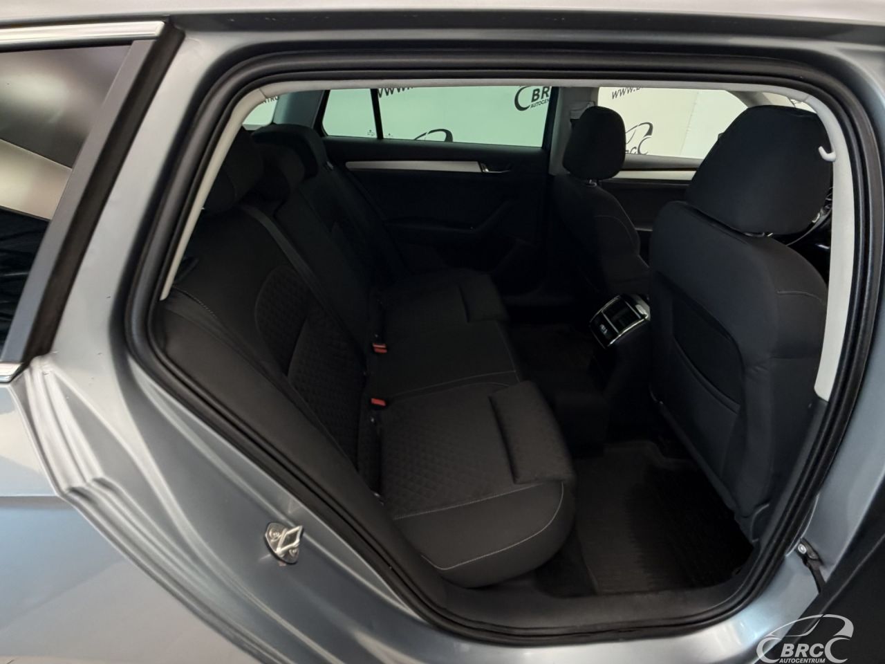 Skoda Superb | 9
