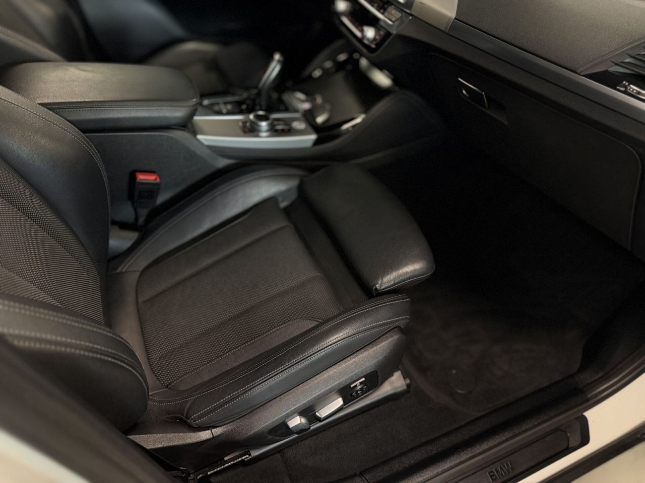 BMW X4 | 30