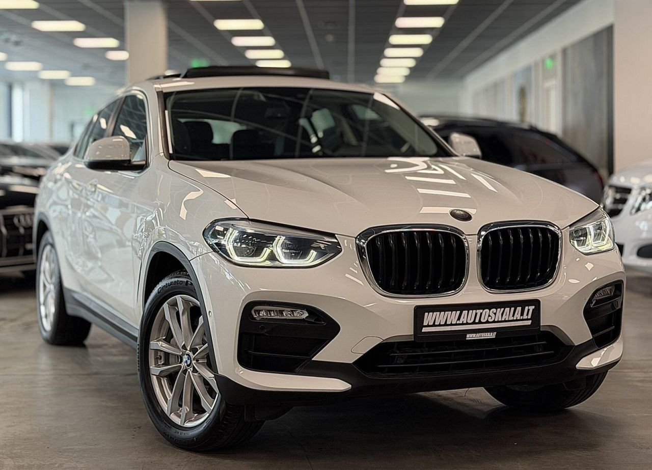 BMW X4 | 8
