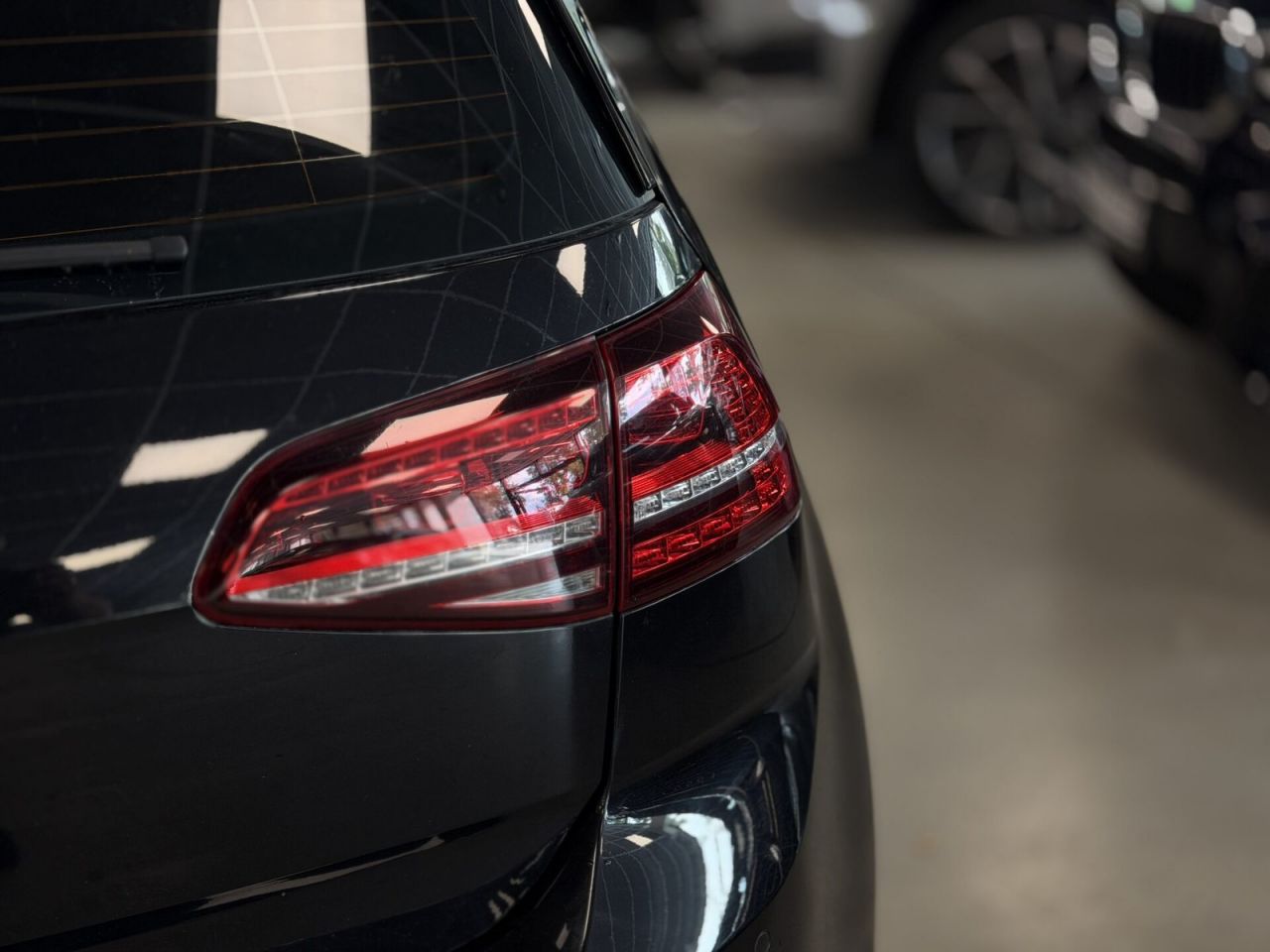 Volkswagen Golf | 5