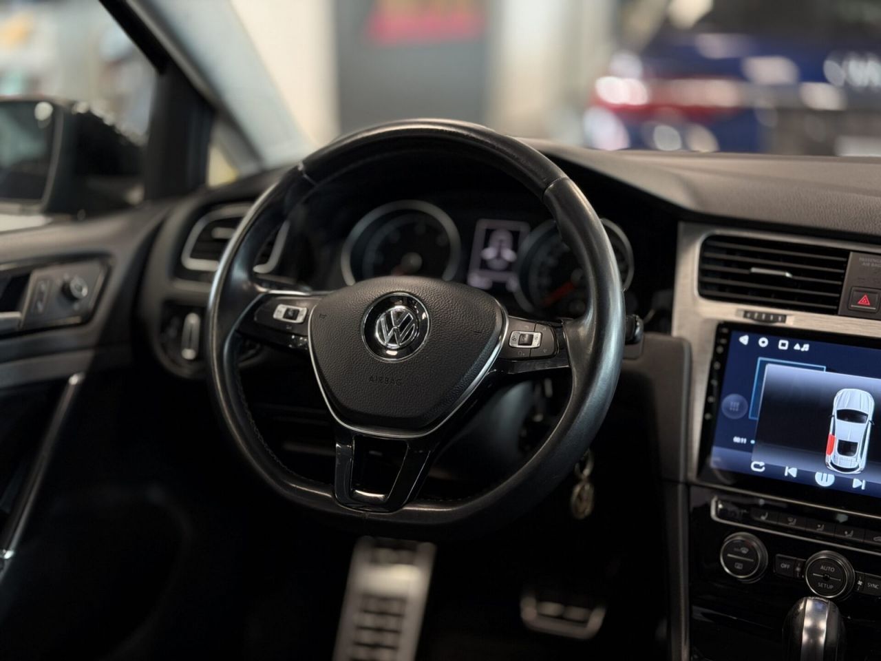 Volkswagen Golf | 8