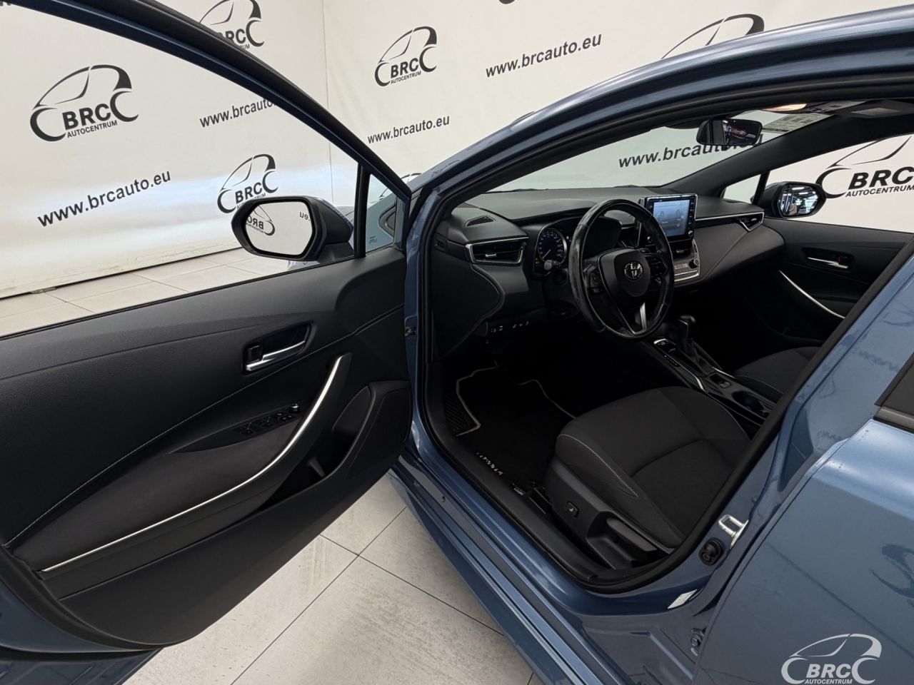 Toyota Corolla | 17