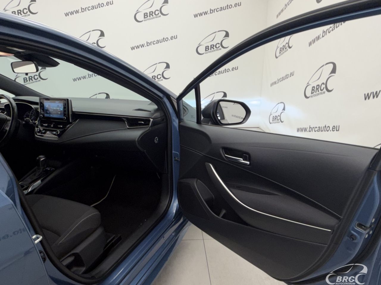 Toyota Corolla | 7