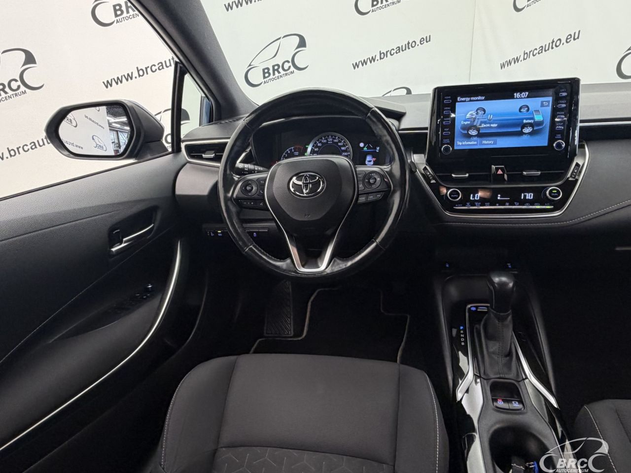 Toyota Corolla | 24
