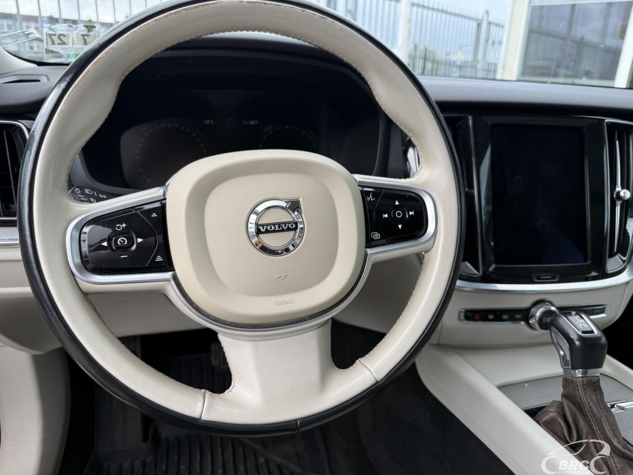 Volvo V60 | 16