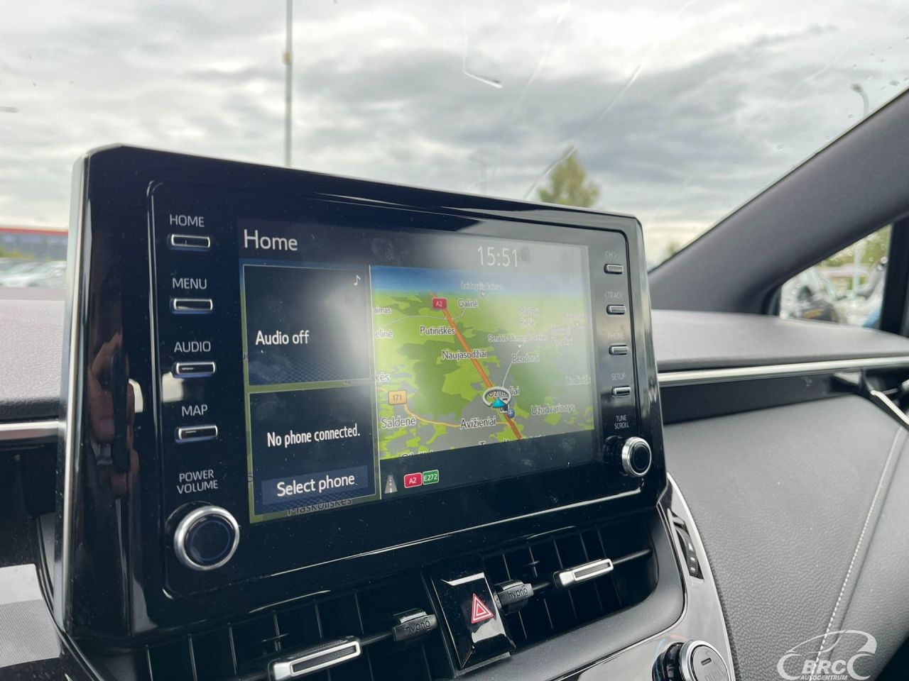 Toyota Corolla | 16