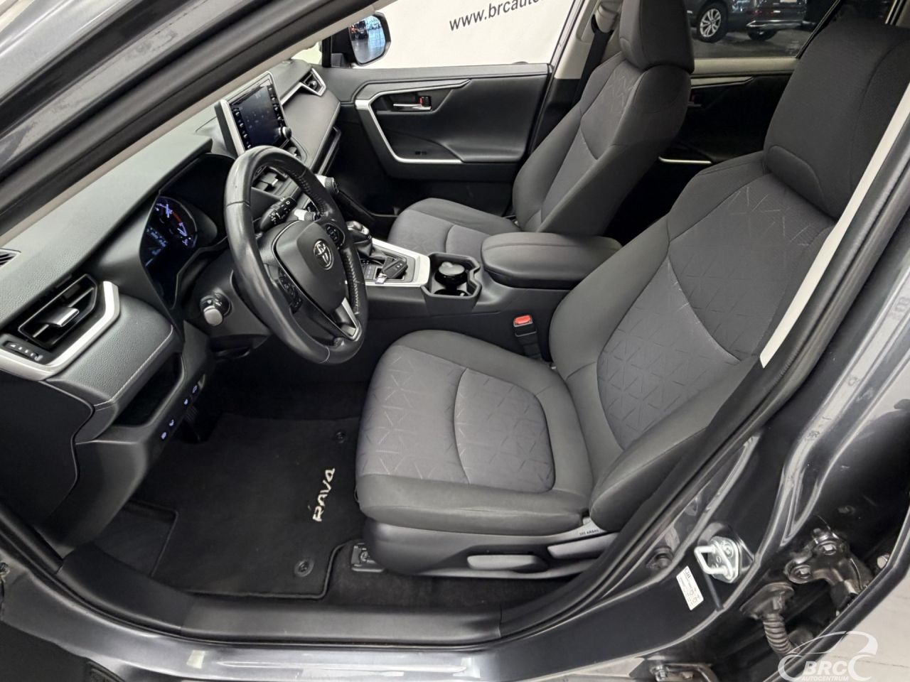 Toyota RAV4 | 17