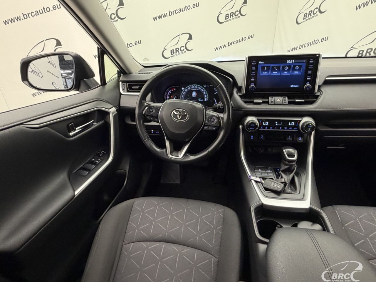 Toyota RAV4 | 12