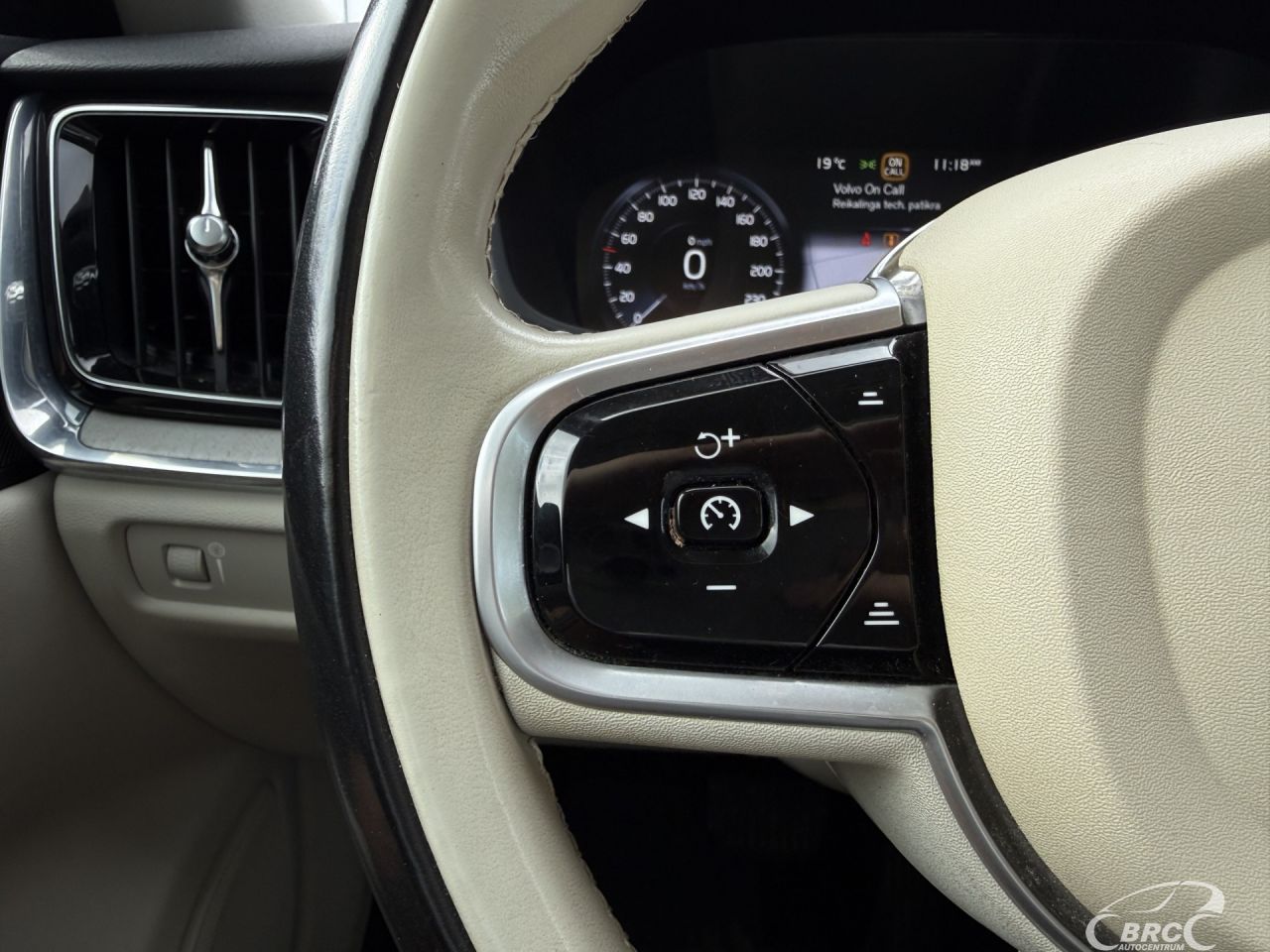 Volvo V60 | 17