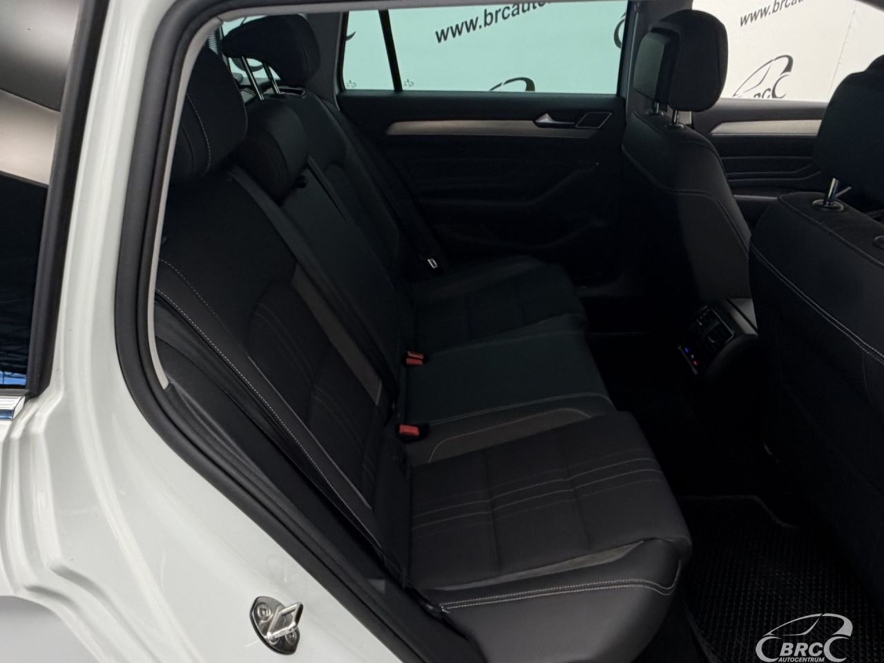 Volkswagen Passat | 10