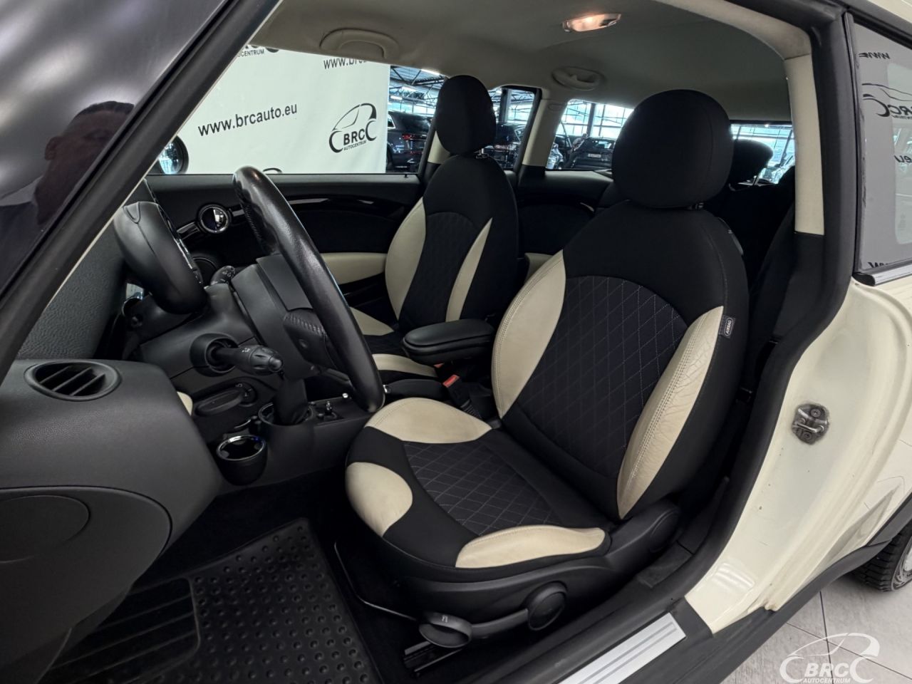 Mini Clubman | 19