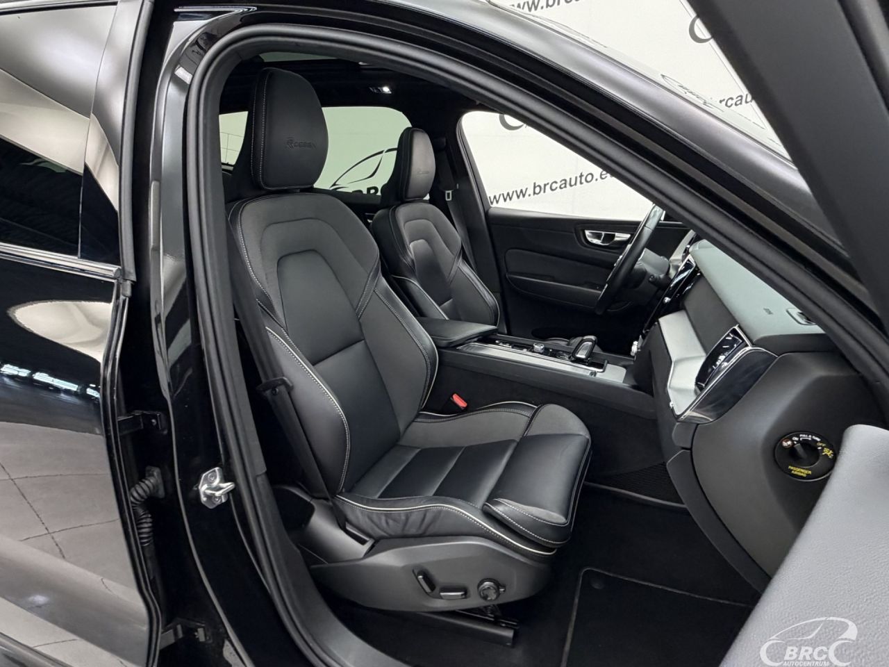 Volvo XC60 | 12