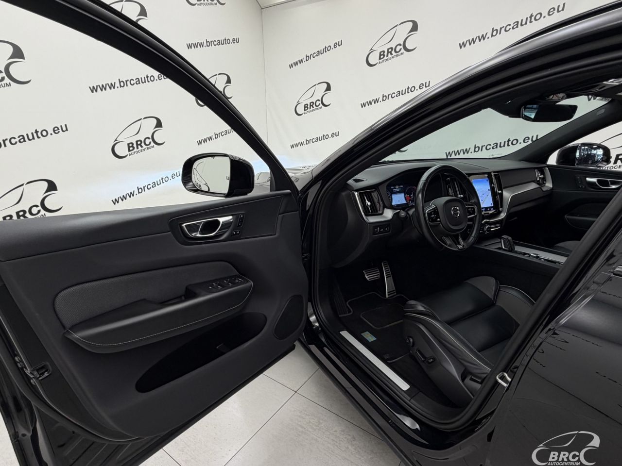 Volvo XC60 | 35