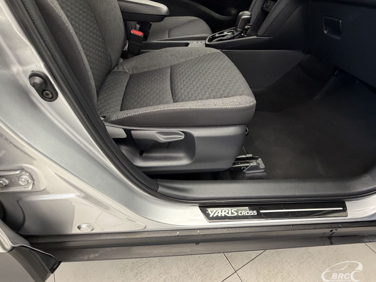 Toyota Yaris | 5