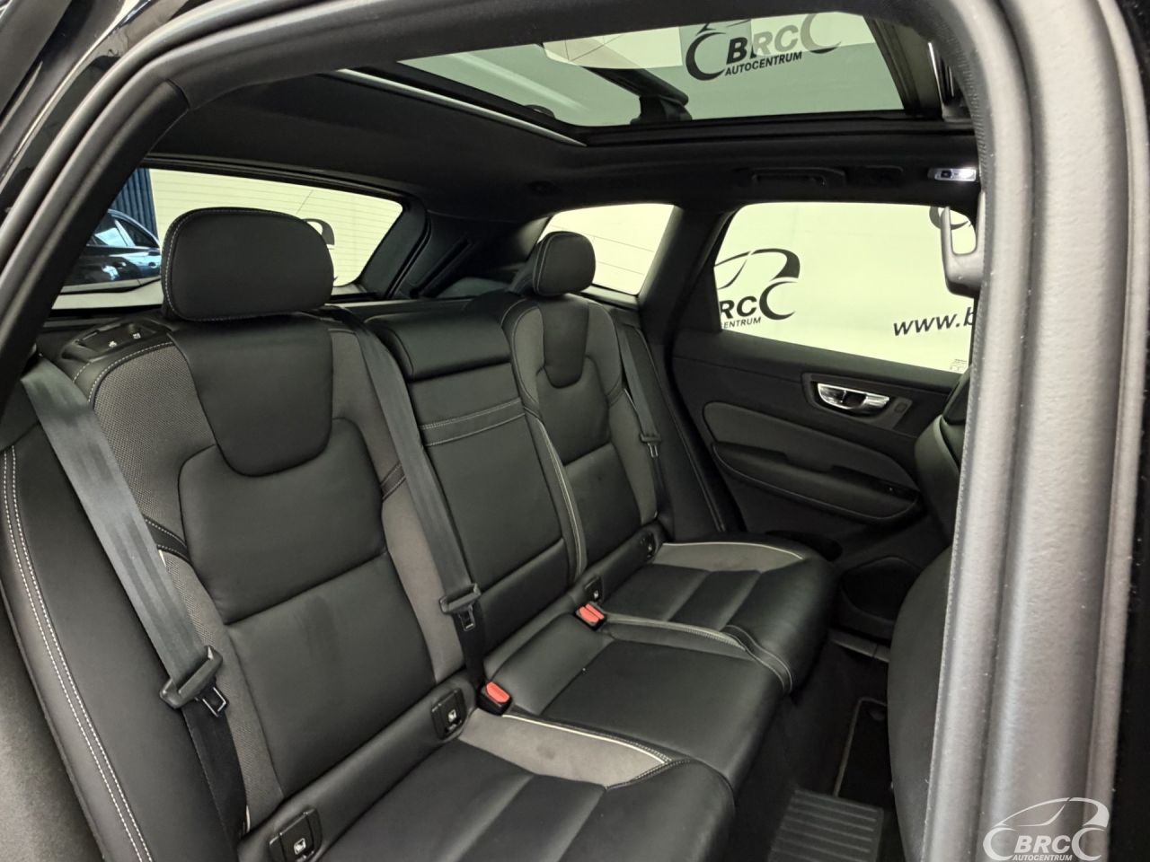 Volvo XC60 | 11