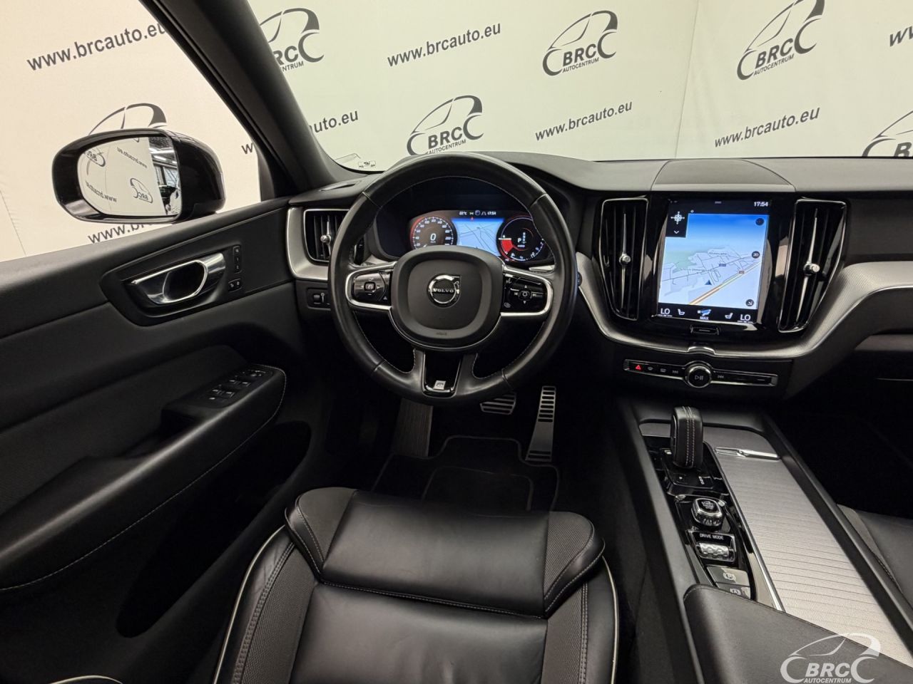 Volvo XC60 | 13