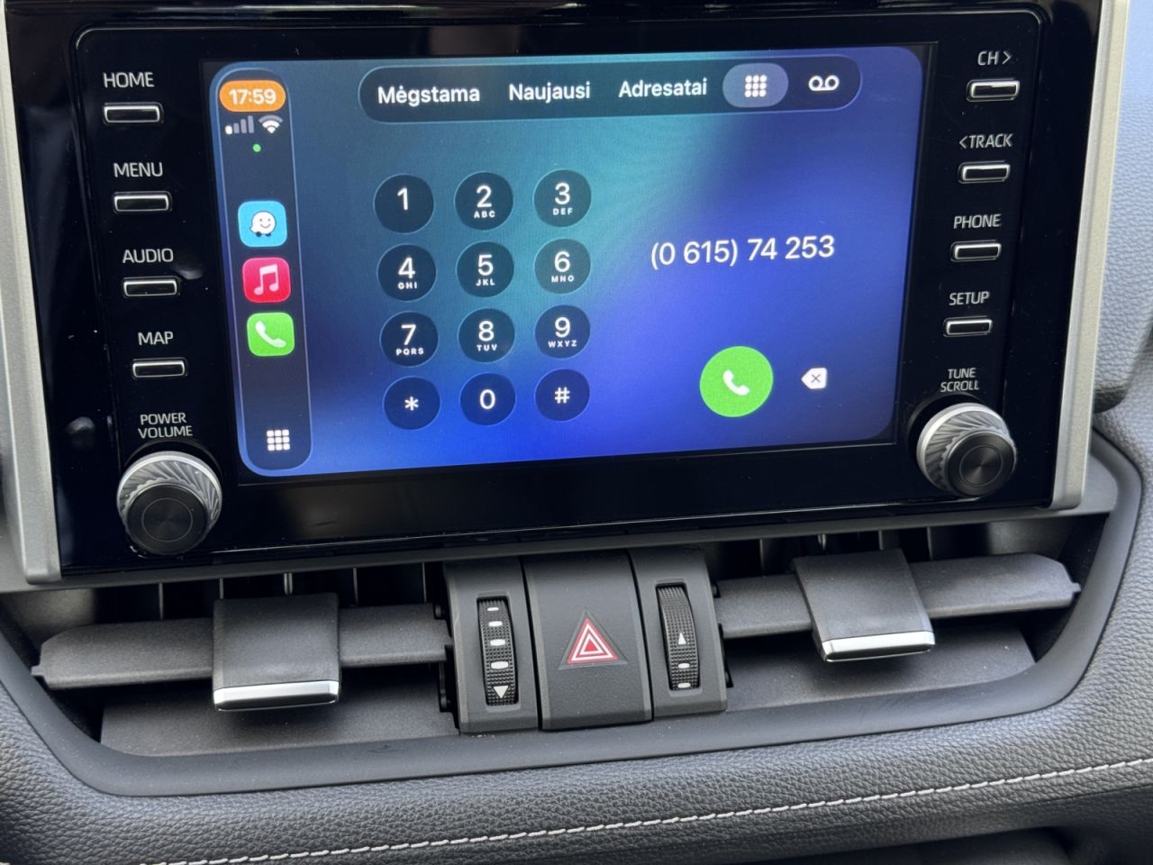 Toyota RAV4 | 19