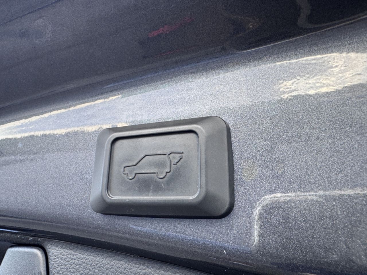Toyota RAV4 | 8