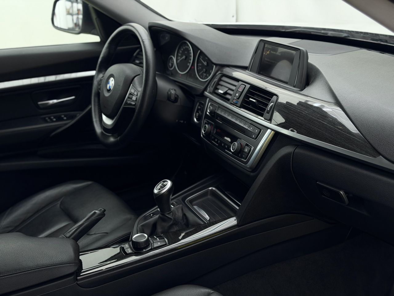 BMW 320 | 15