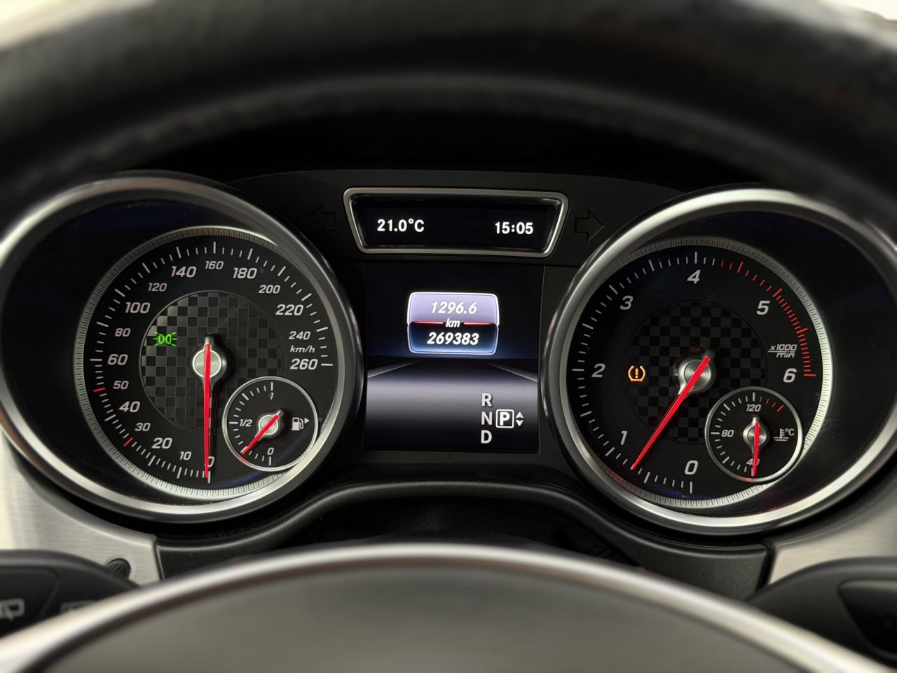 Mercedes-Benz GLE350 | 26