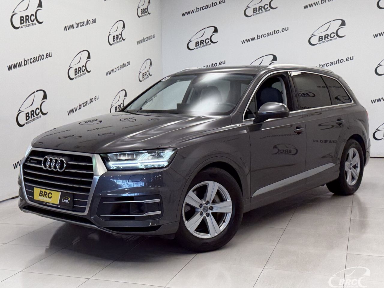 Audi Q7 | 0