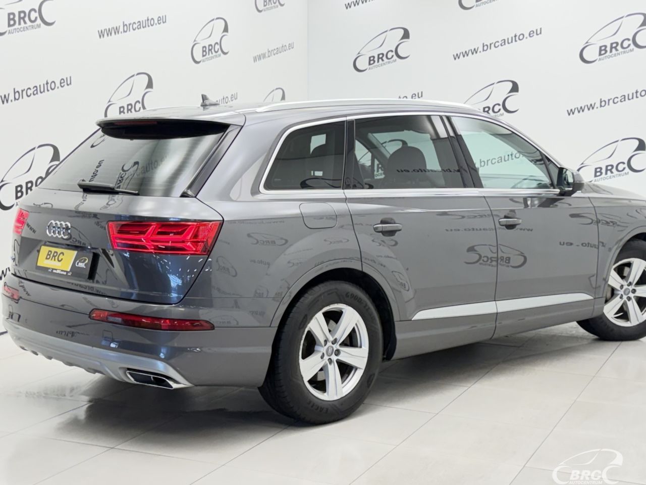 Audi Q7 | 1