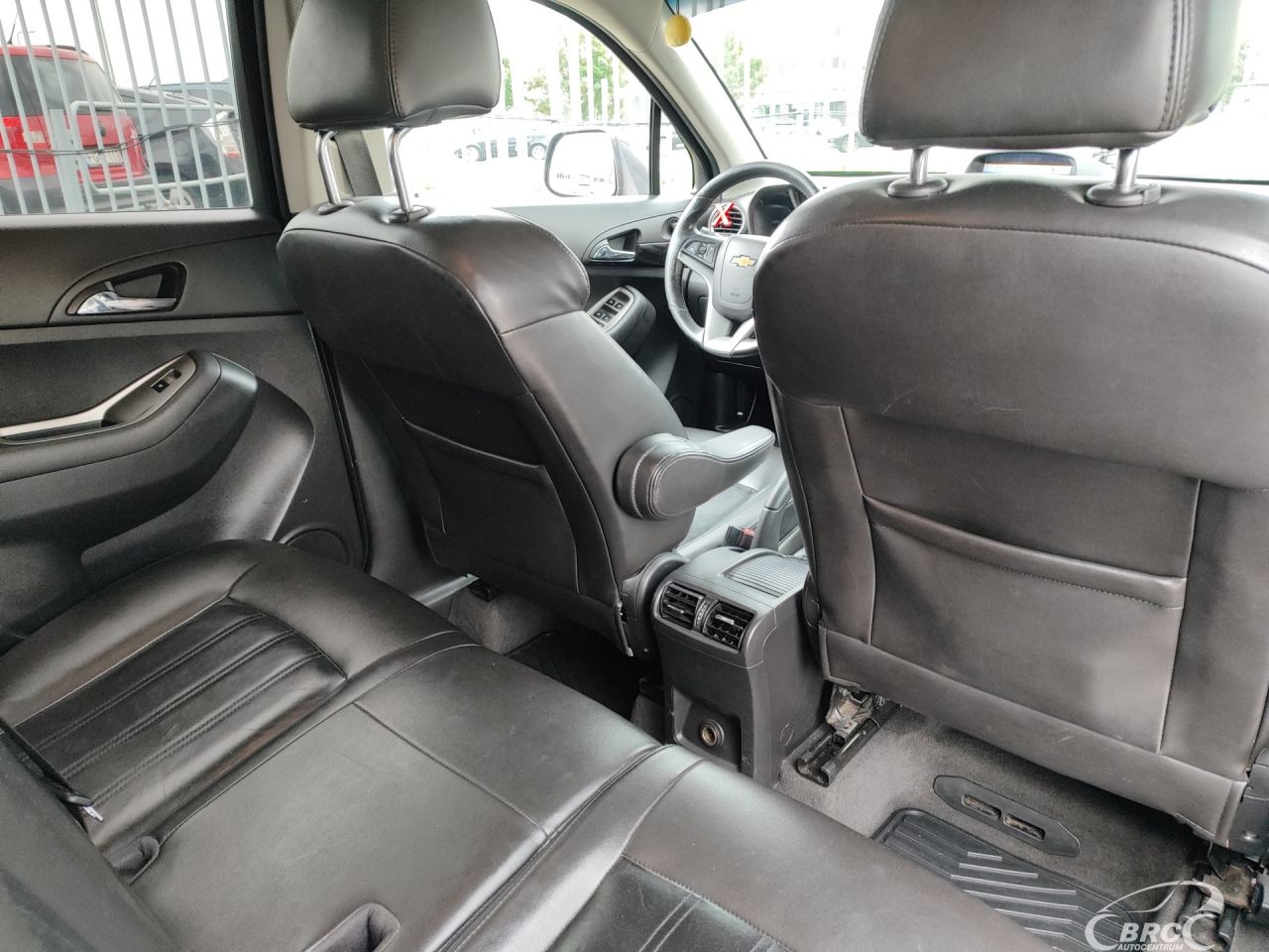 Chevrolet Orlando | 10